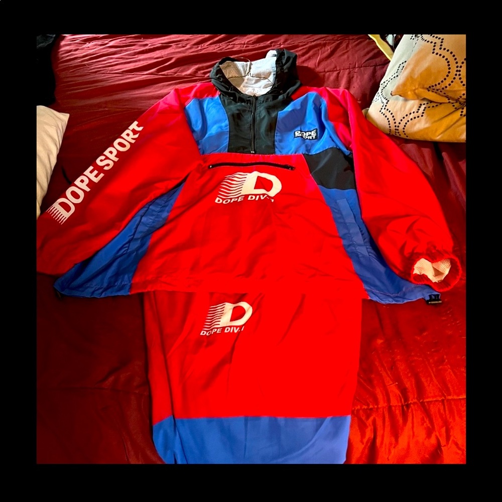 Mens hooded wind breaker suit by Dope Intn’l Sports; sz 2X jacket; pants 1X